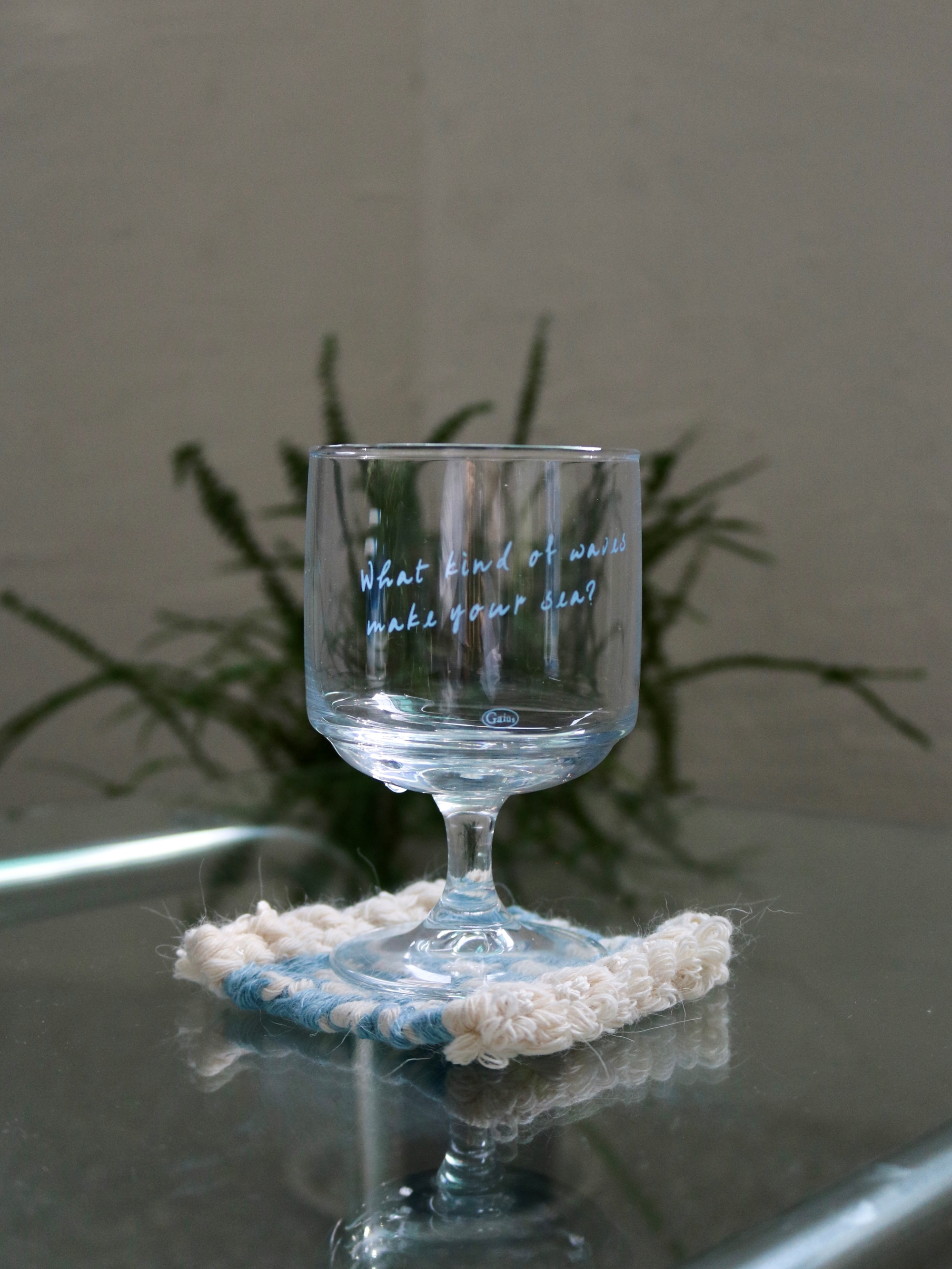 the waves wine glass