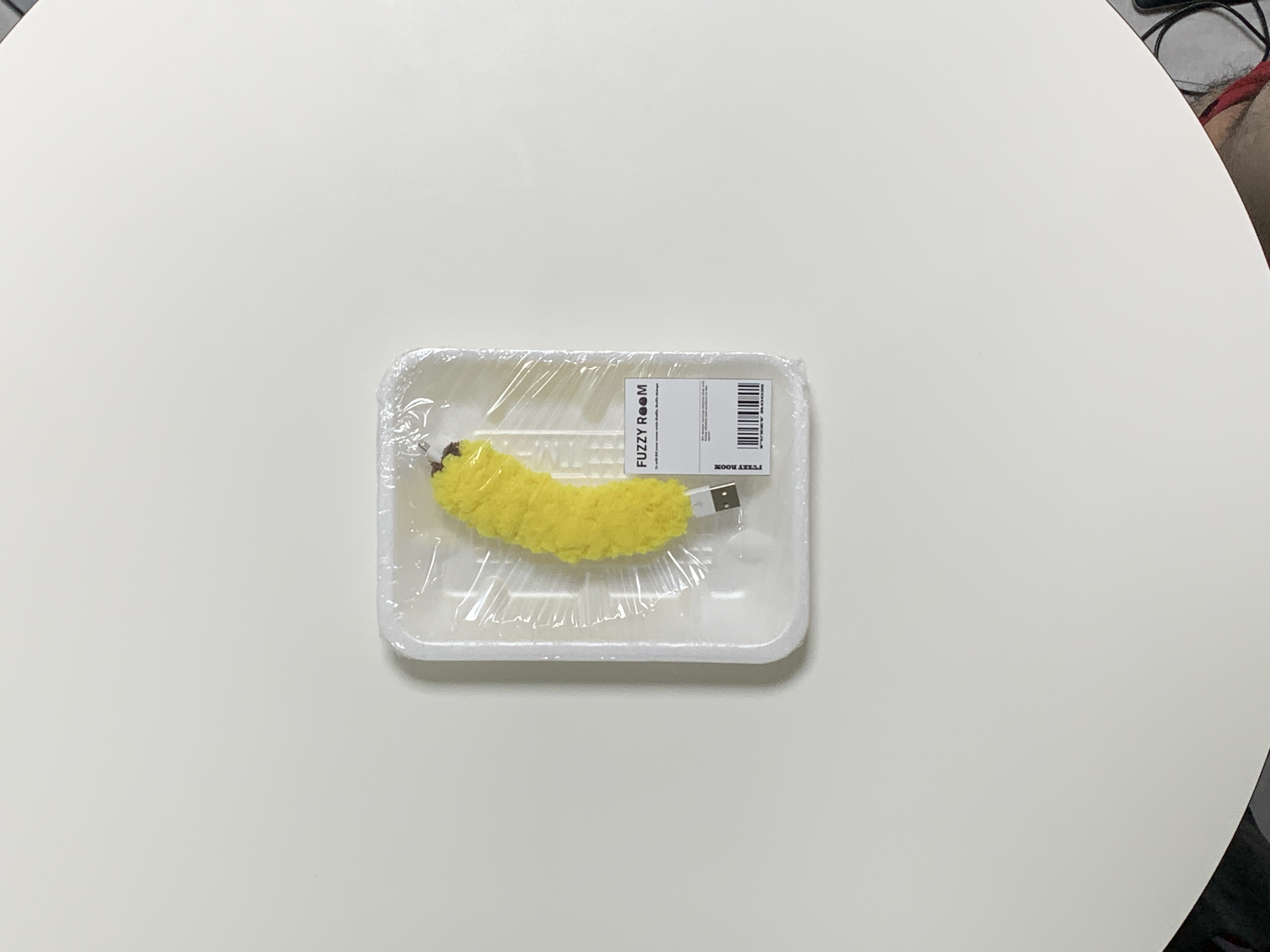 Fuzzy mini cable_Banana