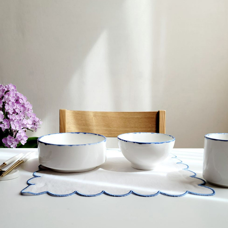 [hyun-arts] 사각 꽃자수 식탁매트 린넨 식탁보 테이블매트 (대,소, 블루, 핑크, 카키 중 택1)